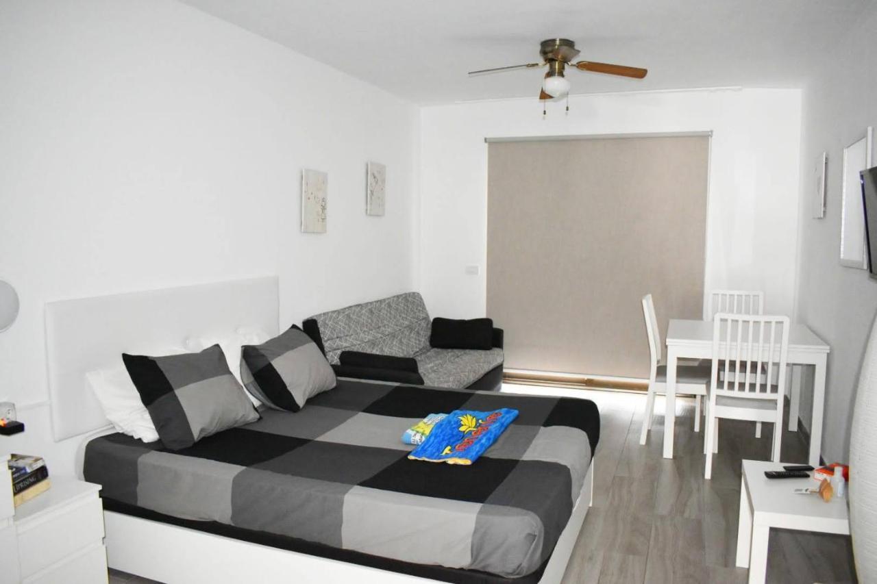 Castle Margherita'S Apartments 洛斯克里斯蒂亚诺斯 外观 照片