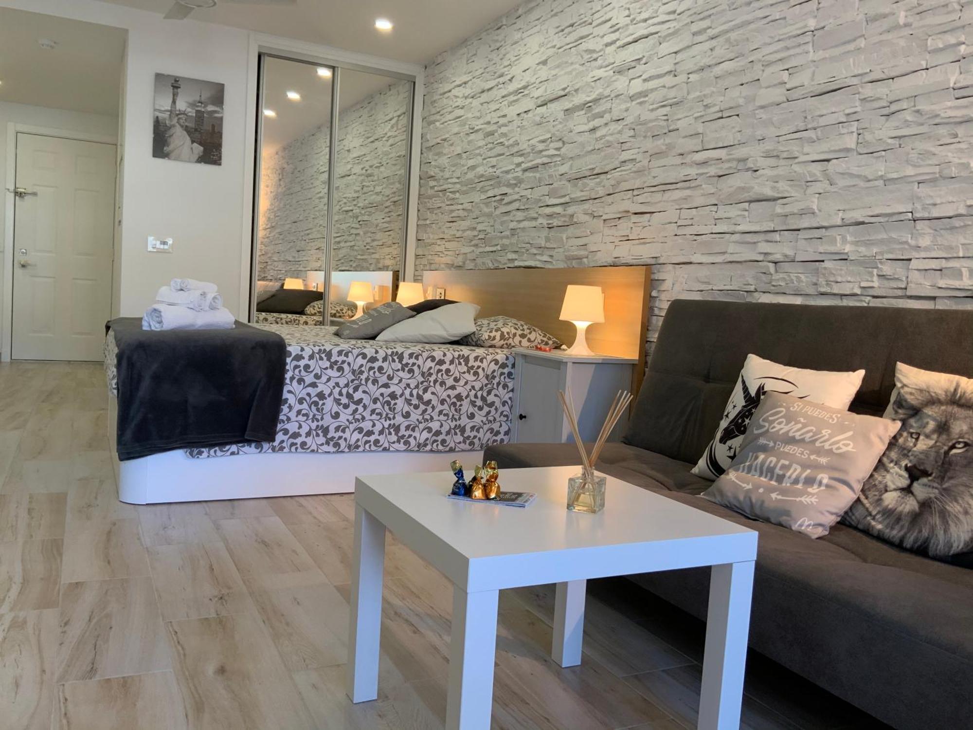 Castle Margherita'S Apartments 洛斯克里斯蒂亚诺斯 外观 照片